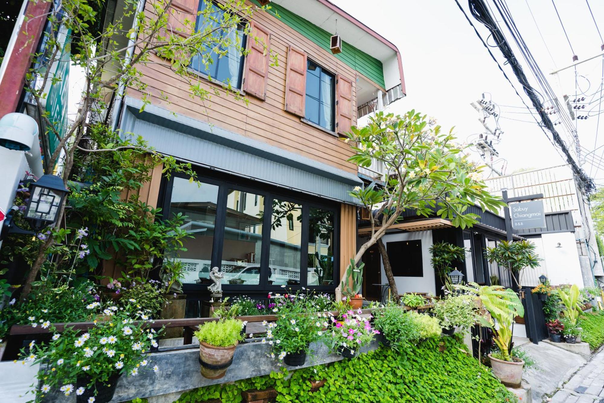 Hotel Sabuy Chiangmai Chiang Mai Exterior foto